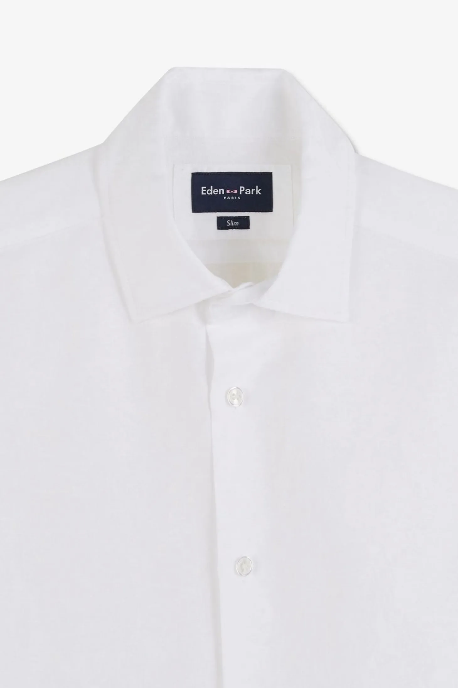 Chemisette Blanche A Details Exclusifs Fleuris