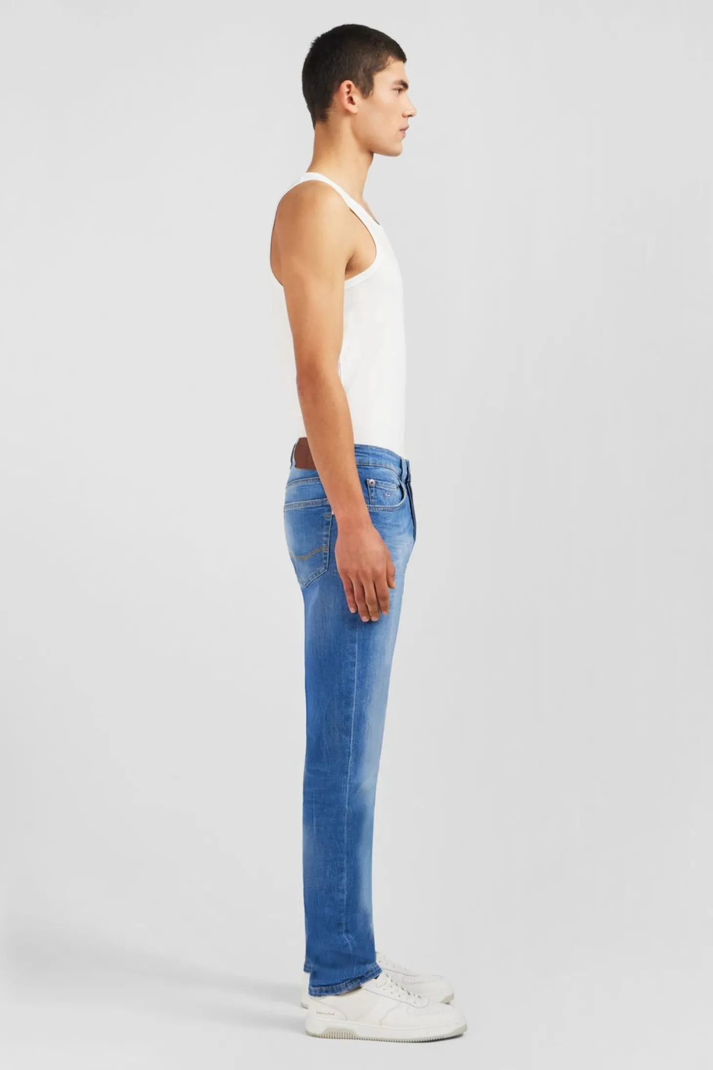 Jean Bleu Delave En Coton Denim Stretch Coupe Slim