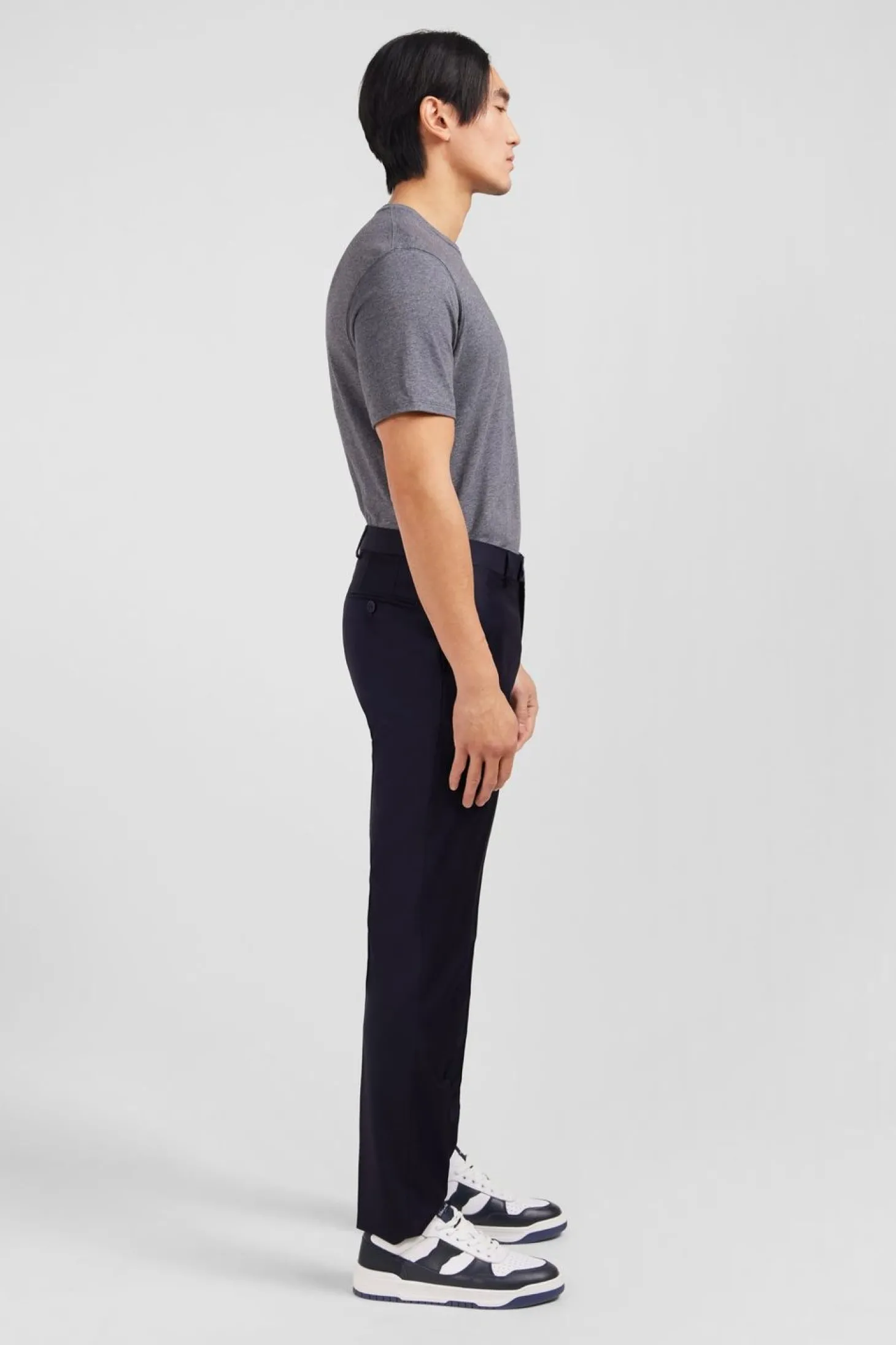 Pantalon Slim Bleu Fonce En Laine A Plis Casses