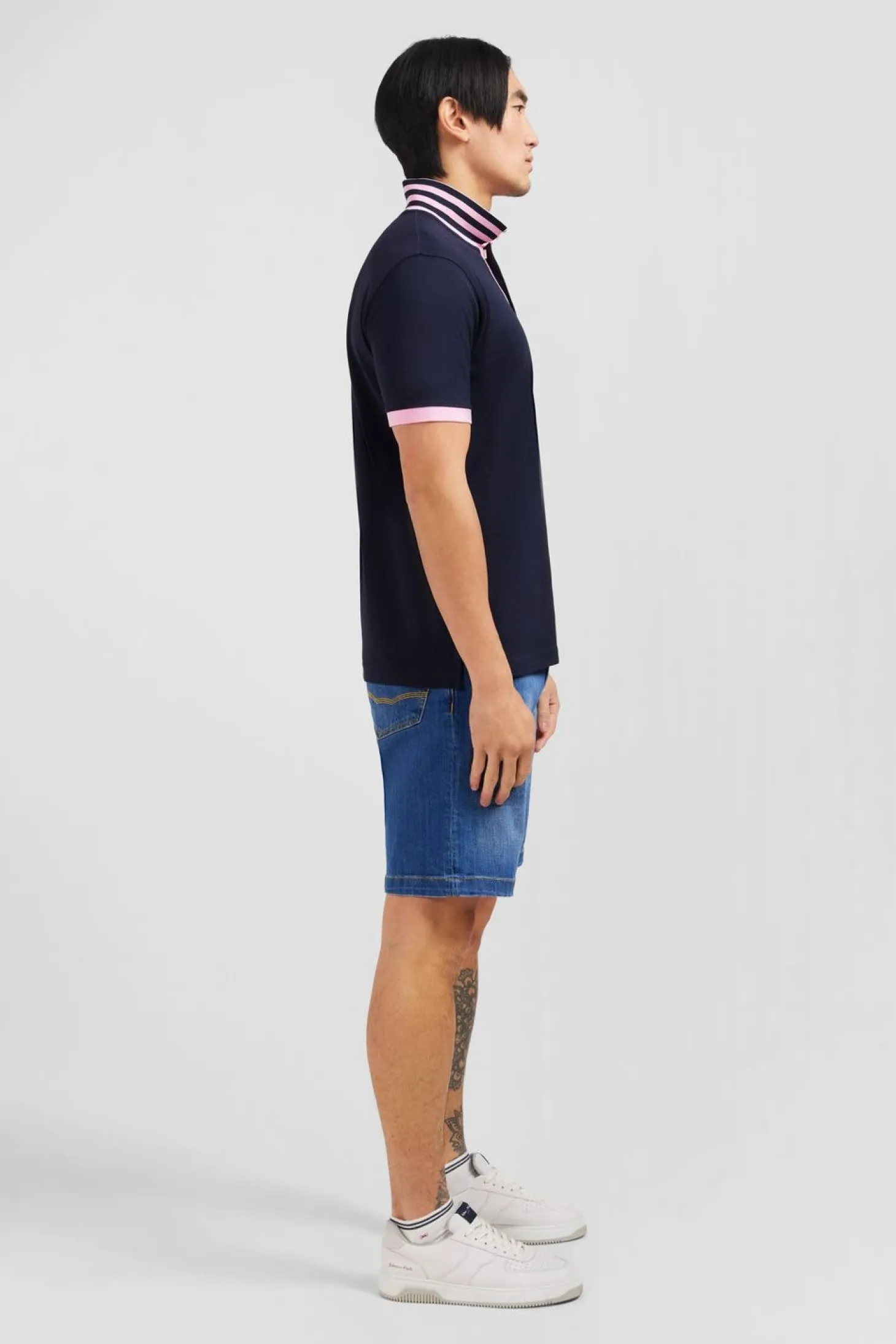 Polo Bleu Marine En Coton Pima Avec Details Contrastes