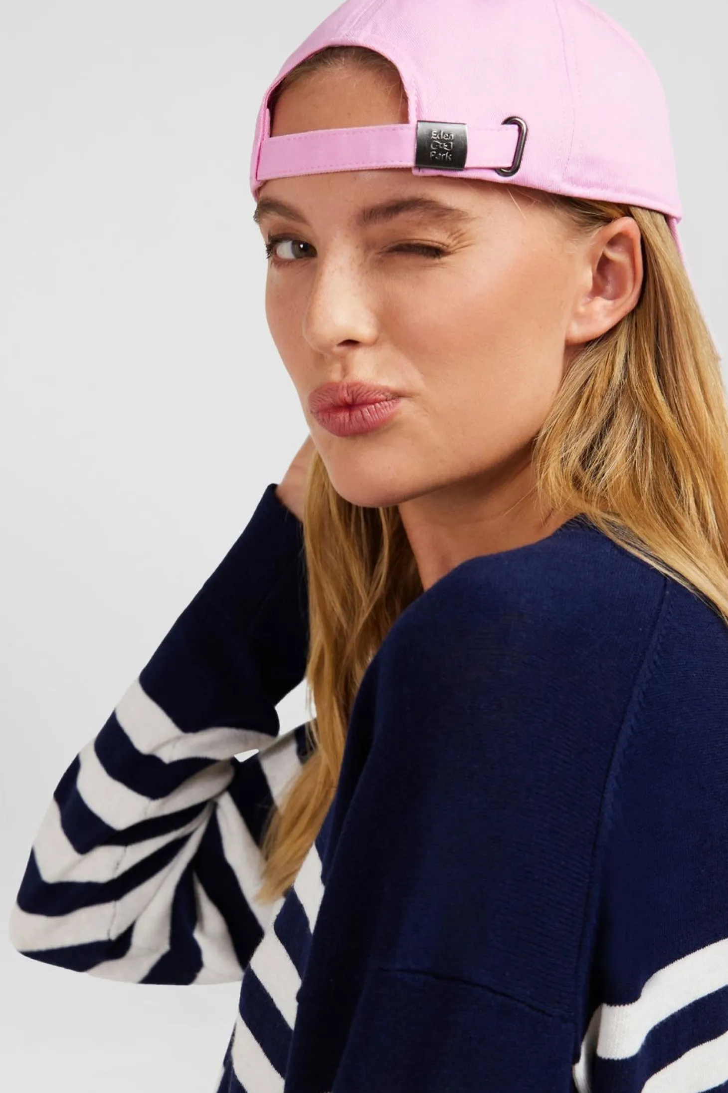 Pull Mariniere Marine Et Blanc En Lin Et Coton