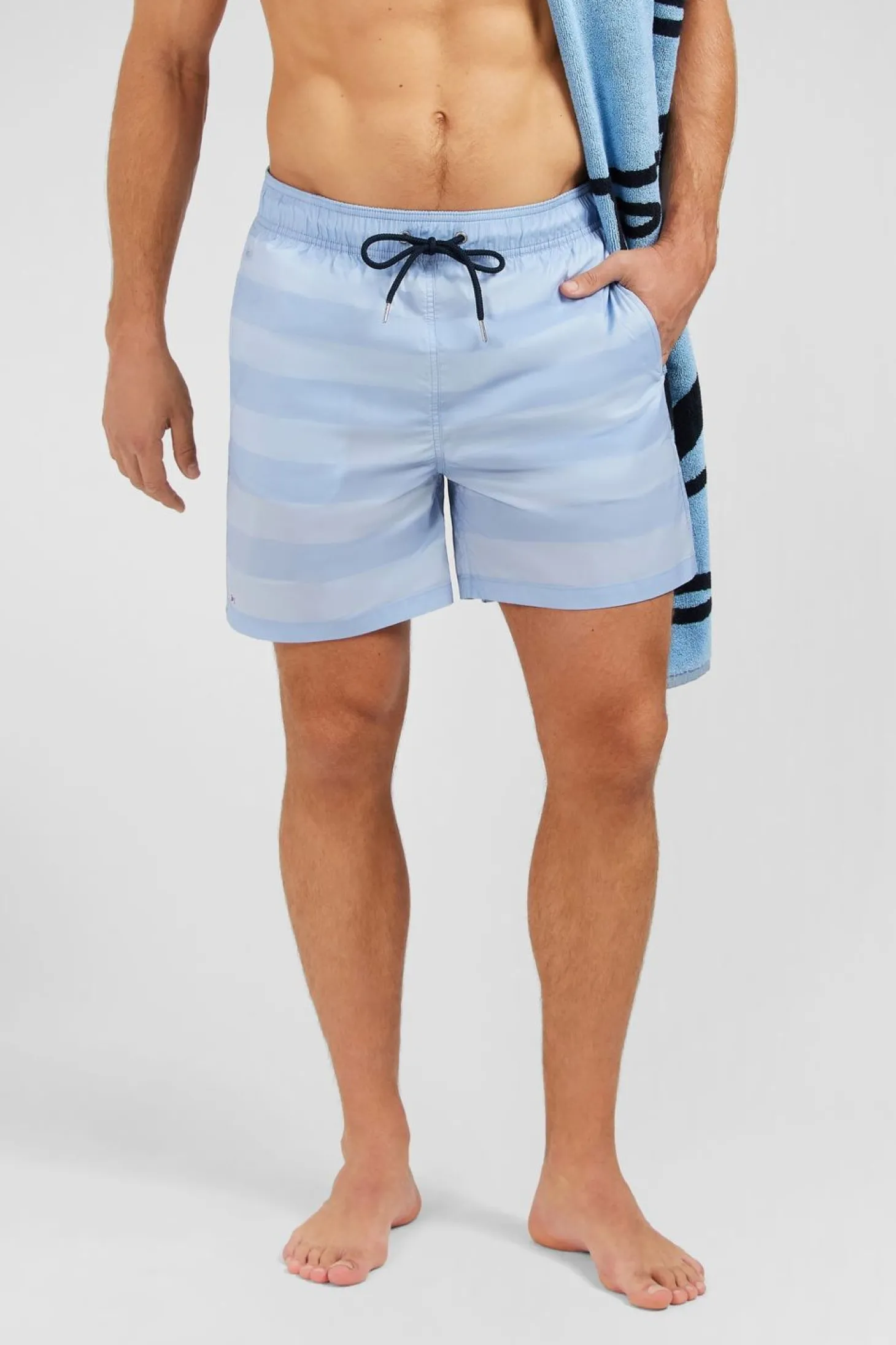 Short De Bain A Rayures Bleu Ciel
