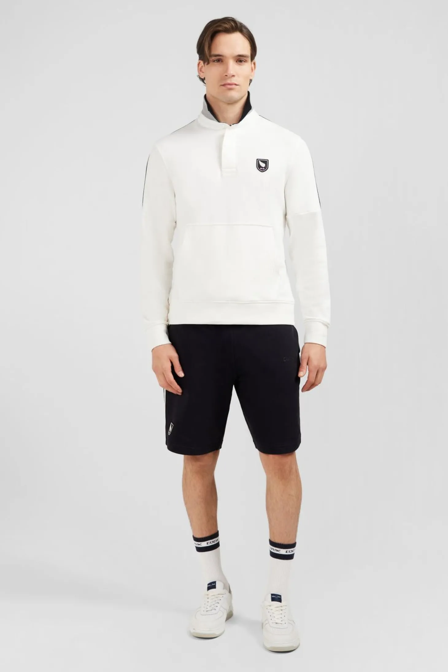 Sweat Blanc A Details Nouvelle Zelande