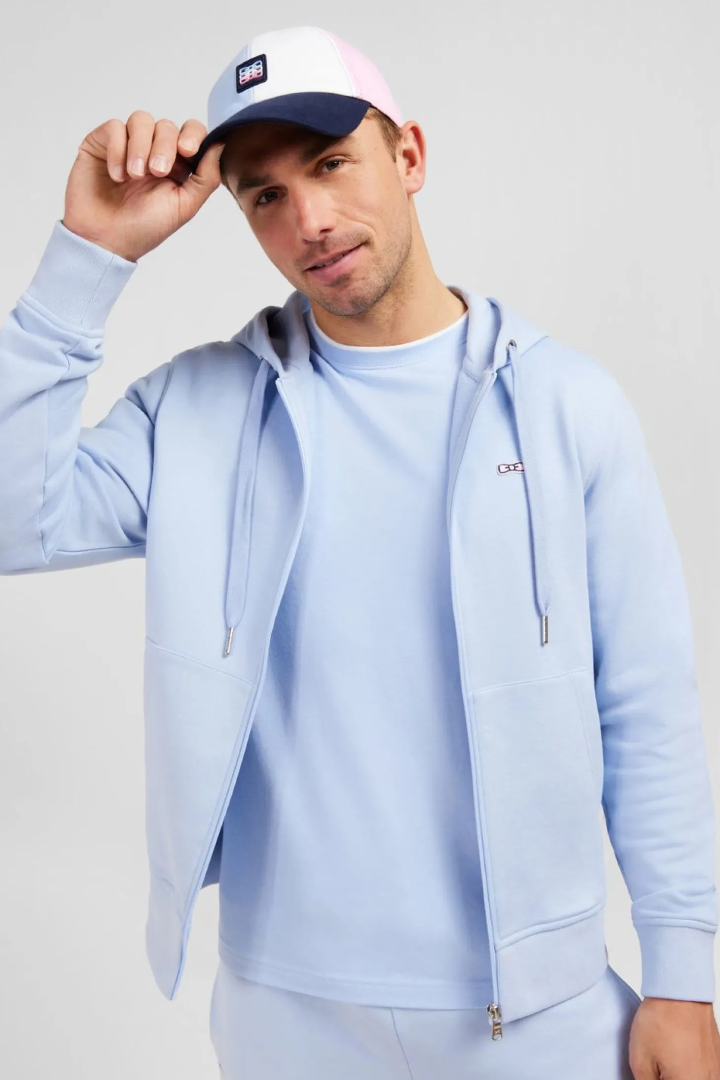 Sweatshirt A Capuche En Molleton Ciel Embleme Noeud Papillon