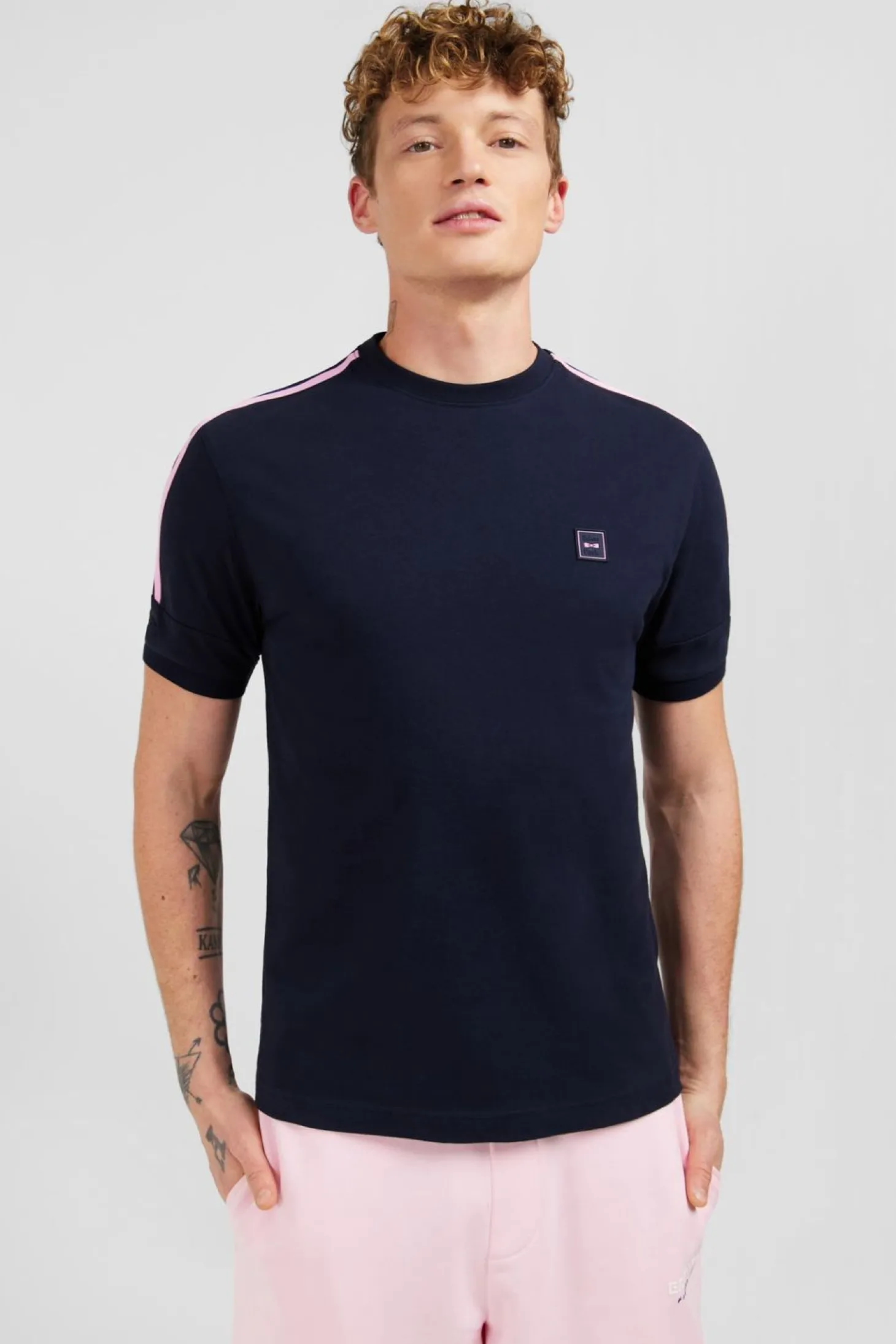 T-Shirt Bleu Marine A Manches Courtes