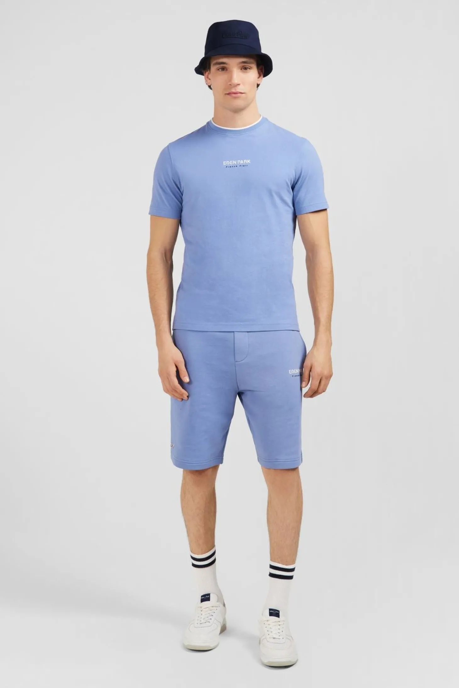 T-Shirt Bleu Uni A Manches Courtes