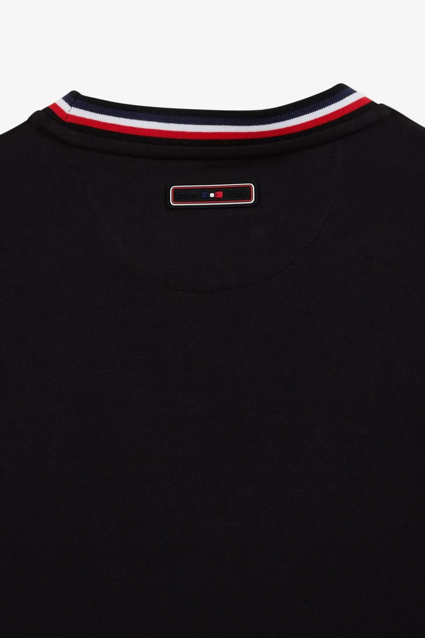 T-Shirt Noir A Manches Courtes